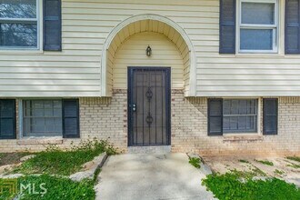 Room in House on Reba Rd in Lawrenceville, GA - Building Photo - Building Photo
