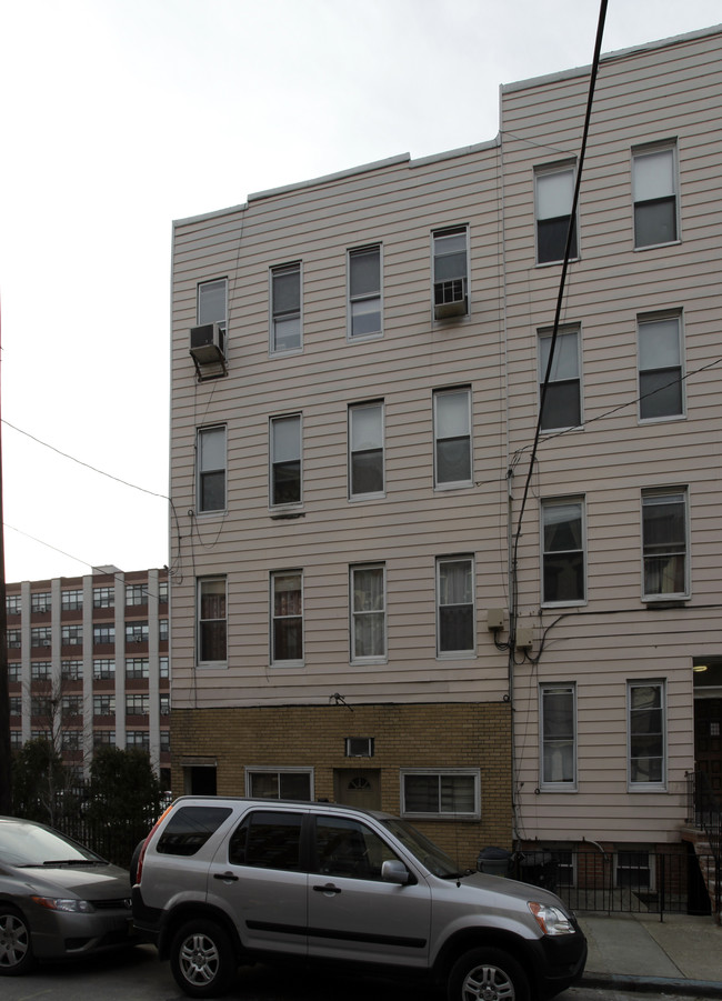 328 Adams St in Hoboken, NJ - Building Photo - Building Photo