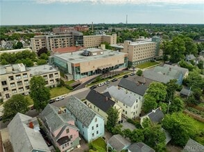 67 Hughes Ave in Buffalo, NY - Building Photo - Building Photo