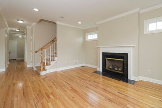 45 Bradford Walk in Farmington, CT - Building Photo - Building Photo