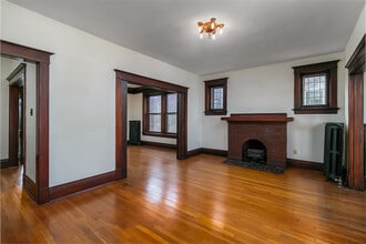 4166 Russell Blvd in St. Louis, MO - Building Photo - Building Photo