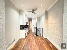 Mott Street in New York, NY - Building Photo