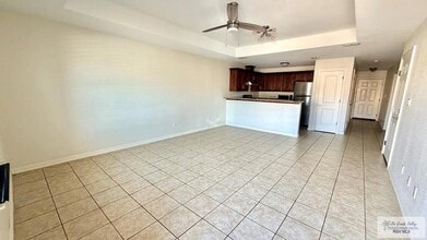 6625 Garden Woods Ave, Unit A1152 in Brownsville, TX - Foto de edificio - Building Photo