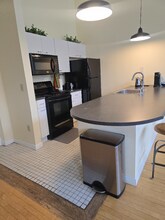 100 Broadway Blvd NE in Albuquerque, NM - Foto de edificio - Building Photo