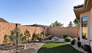 1556 W Songbird Dr in Saint George, UT - Building Photo - Building Photo