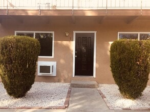 209 Wright Ln in Lakeport, CA - Building Photo - Building Photo