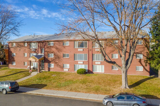 Townview Plaza Apartments in Denver, CO - Building Photo - Building Photo