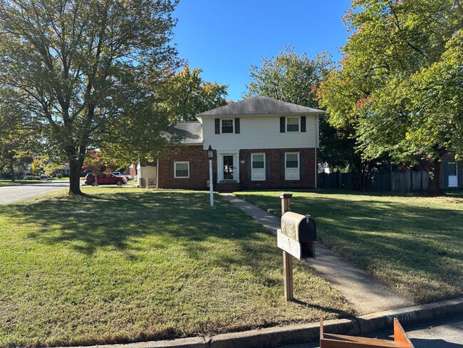 property at 9201 Woodlake Dr