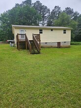 305 Scott Town Dr in Hartwell, GA - Building Photo - Building Photo