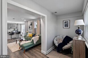 1449 S 32nd St in Philadelphia, PA - Building Photo