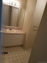 4815 Via Palm Lakes-Unit -1414 in West Palm Beach, FL - Foto de edificio - Building Photo