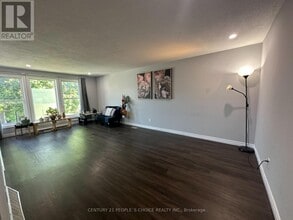 88 Avonwood Dr in Stratford, ON - Building Photo - Building Photo