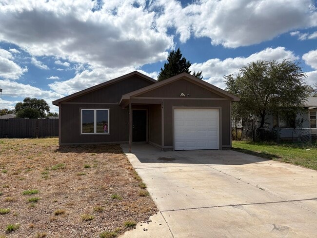 3414 E 3rd St in Lubbock, TX - Building Photo - Building Photo