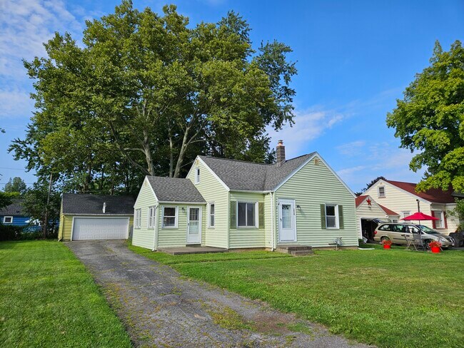 254 Heberle Rd in Rochester, NY - Foto de edificio - Building Photo