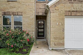 7325 Loggia Pl in Round Rock, TX - Building Photo - Building Photo