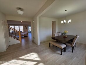 17505 Shakes Creek Dr in Louisville, KY - Building Photo - Building Photo