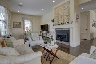 26 S Angell St in Providence, RI - Building Photo - Building Photo