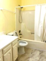 3123 Village Woods Dr in Houston, TX - Building Photo