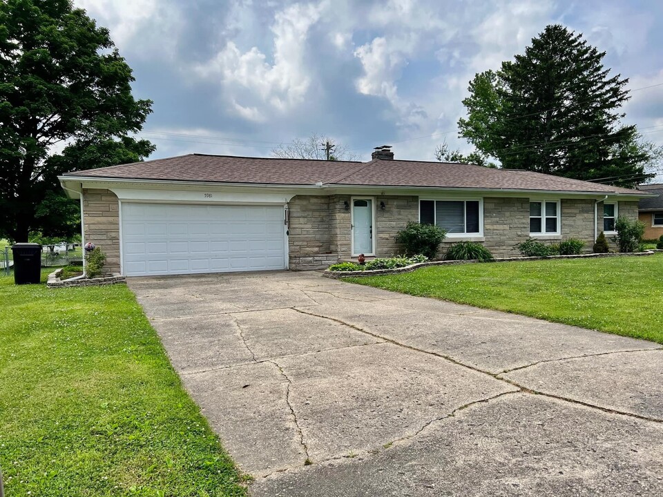 5981 S Amo Ct in Terre Haute, IN - Building Photo