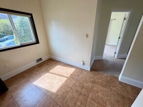 4905-4905 Densmore Ave N in Seattle, WA - Building Photo - Building Photo