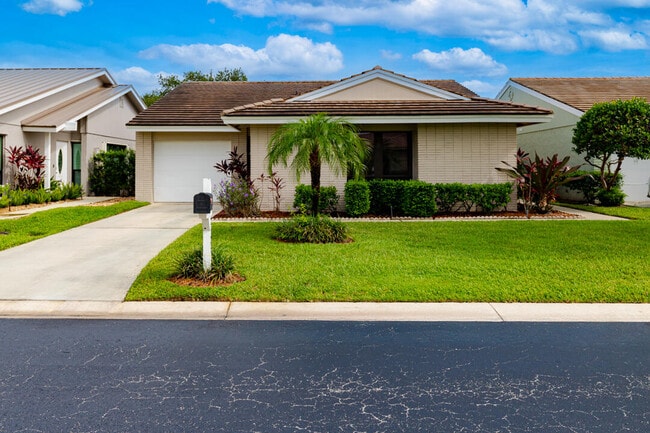 property at 2525 SW Egret Pond Cir