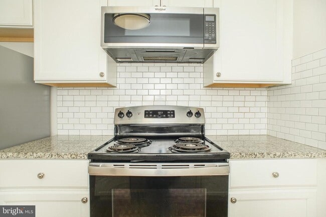 property at 301 Adams St
