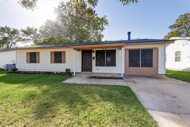 property at 811 Denton Dr