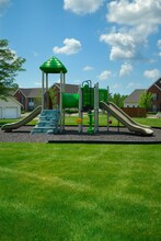 Life is Better at THE LINKS Apartments in Marysville, OH - Foto de edificio - Building Photo