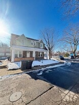 526 Park Pl in Bethlehem, PA - Building Photo