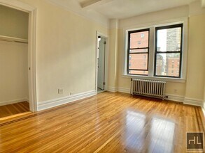 EAST 92 STREET in New York, NY - Building Photo - Building Photo