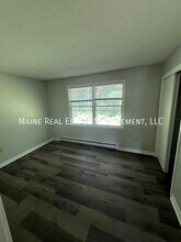 202 Main Rd in Holden, ME - Building Photo - Building Photo