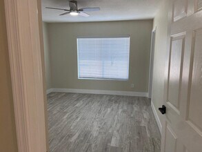 9351 W Caron Dr in Peoria, AZ - Building Photo - Building Photo