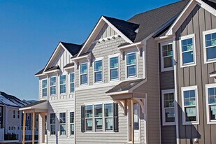 2209 Leeham St in Crozet, VA - Building Photo