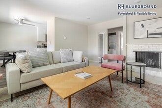 910 Rockefeller Dr in Sunnyvale, CA - Building Photo - Building Photo