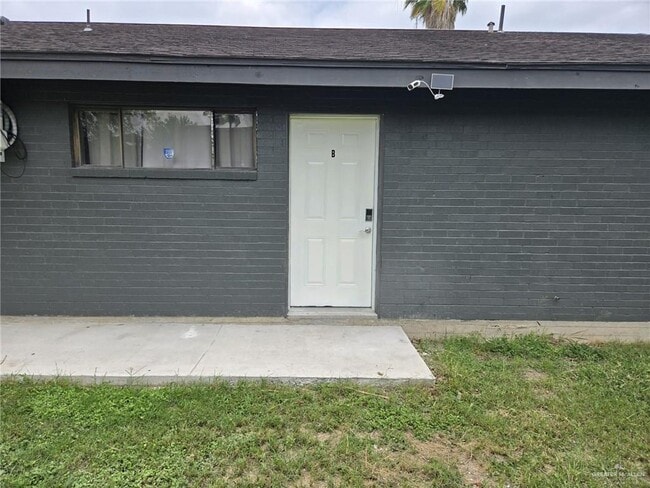 property at 800 E Tulipan Ave