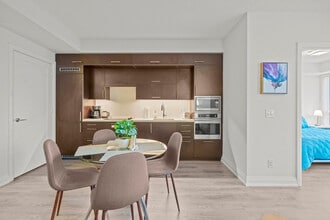 33 Sheppard Ave E in Toronto, ON - Building Photo - Building Photo