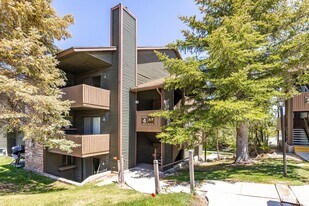 6955 N 2200 W in Park City, UT - Building Photo
