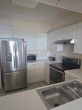 3020 NE 32nd Ave, Unit 709 in Fort Lauderdale, FL - Building Photo - Building Photo