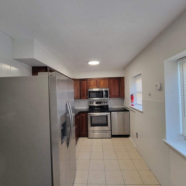 6405 Durham Ave, Unit 1G in North Bergen, NJ - Building Photo - Building Photo