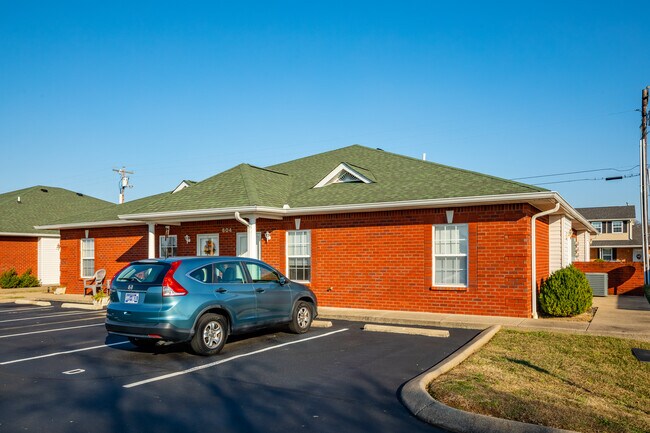 Crosswinds Condominiums in Lebanon, TN - Building Photo - Building Photo