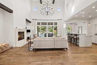 1909 Knights Chance Ln in Spicewood, TX - Building Photo - Building Photo