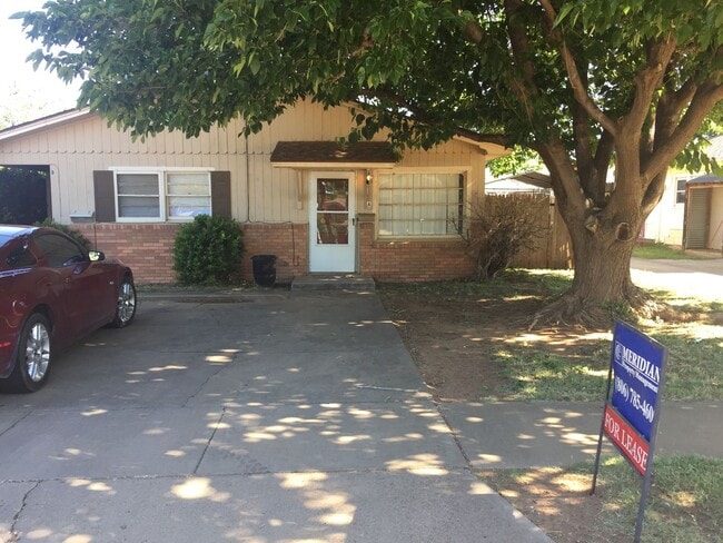 property at 2118 35th St