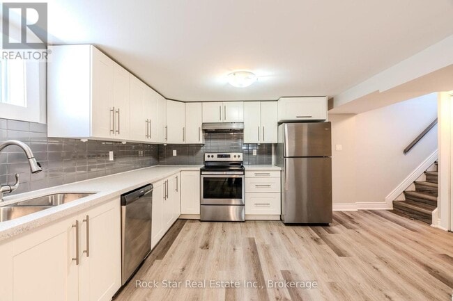 property at 543 E 27th St
