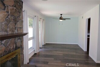 27521 Glasser Ave in Santa Clarita, CA - Building Photo - Building Photo