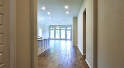 217 N Carson Cub Ct in Montgomery, TX - Building Photo - Building Photo
