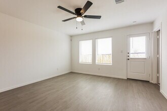 3415 Muenster Ave in New Braunfels, TX - Building Photo - Building Photo