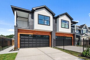 5415 Bacher St in Houston, TX - Building Photo