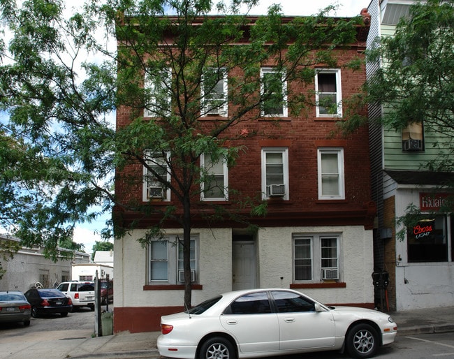 107 Cortlandt St in Tarrytown, NY - Building Photo - Building Photo