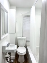 10 Ashland St, Unit A in Somerville, MA - Building Photo - Building Photo