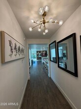 1507 E Apollo Rd in Phoenix, AZ - Foto de edificio - Building Photo